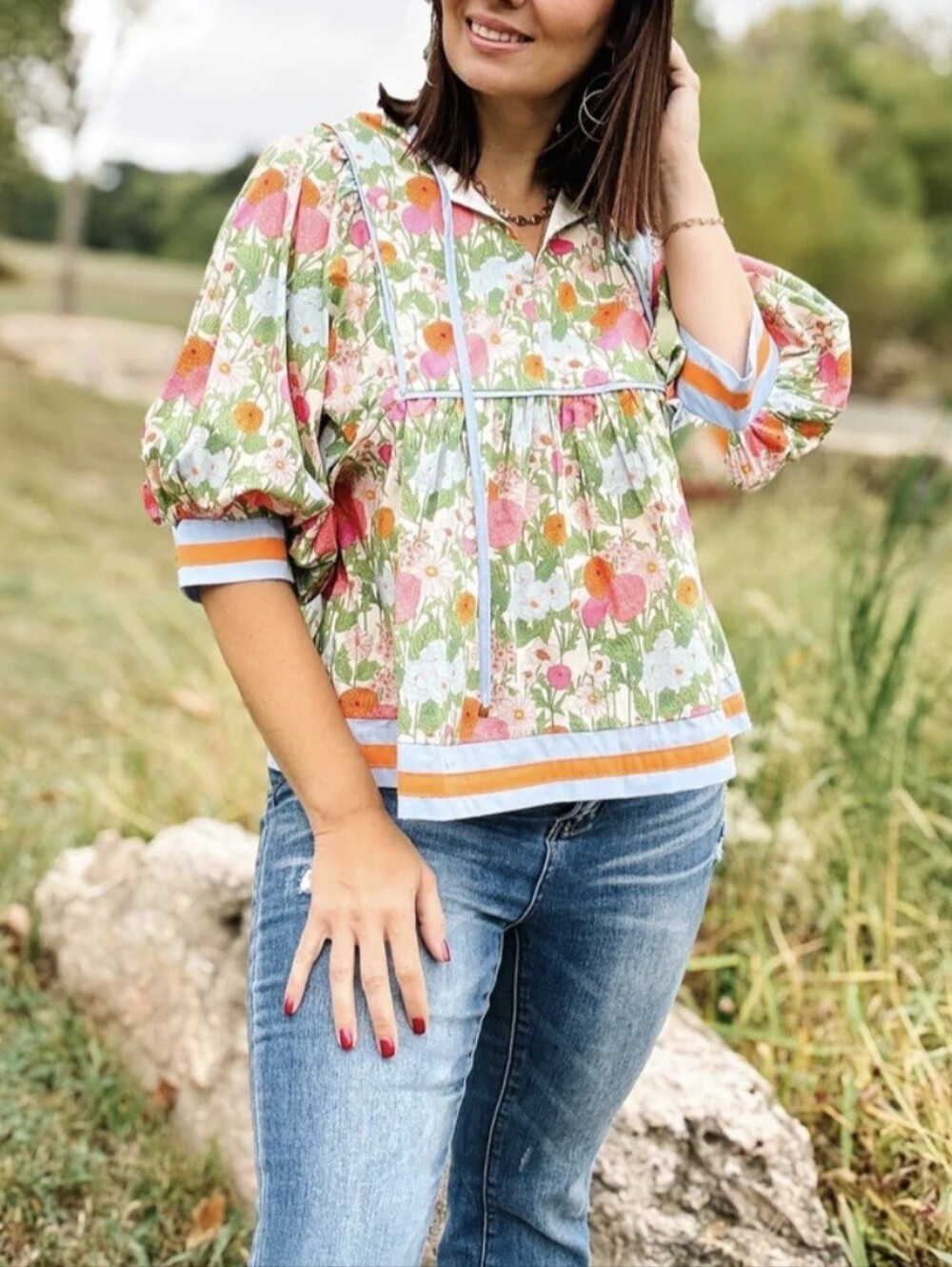 Entro Alona Top 3/4 Sleeve Floral Print - with Multicolor Hem and Cuff Size S